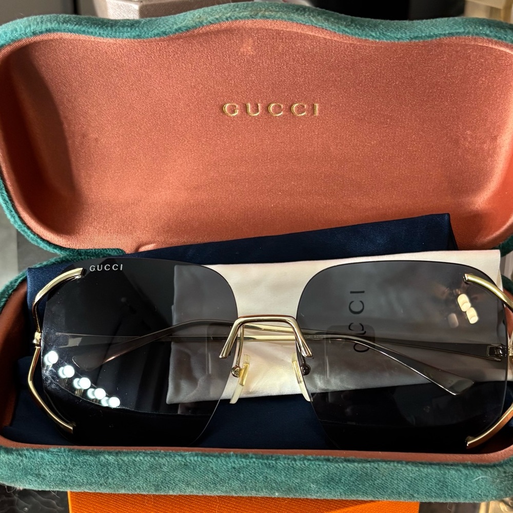Gucci Designer Sunglasses
GG0646S 001 - Picture 2 of 11